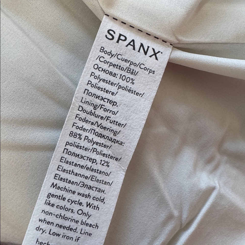 SPANX coat - Picture 9 of 9
